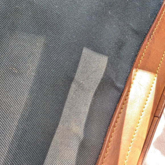 Vintage Dooney & Bourke No. B06640 Cabriolet Zip Satchel, Navy Canvas & Leather - Picture 8 of 15